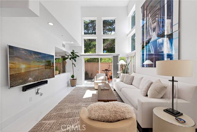 San Clemente, CA 92672,1225 Via Presa