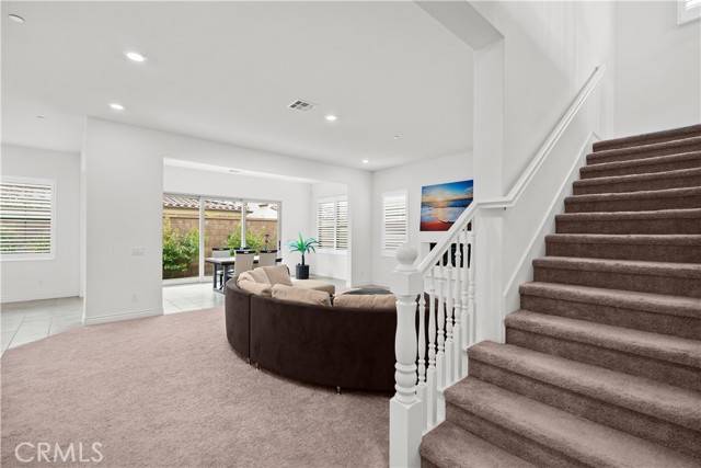 Irvine, CA 92620,107 Frontier