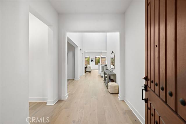 Irvine, CA 92602,215 Sutters Mill
