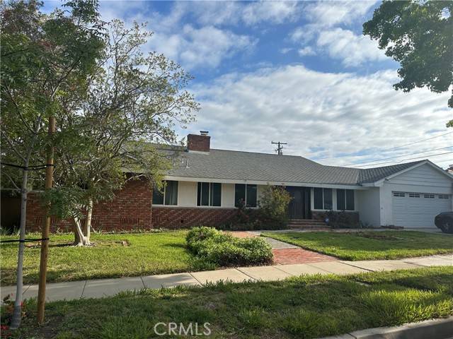 Orange, CA 92867,3025 E Hillcrest Avenue