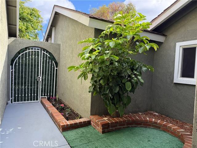 Lake Forest, CA 92630,21841 Zuni Drive