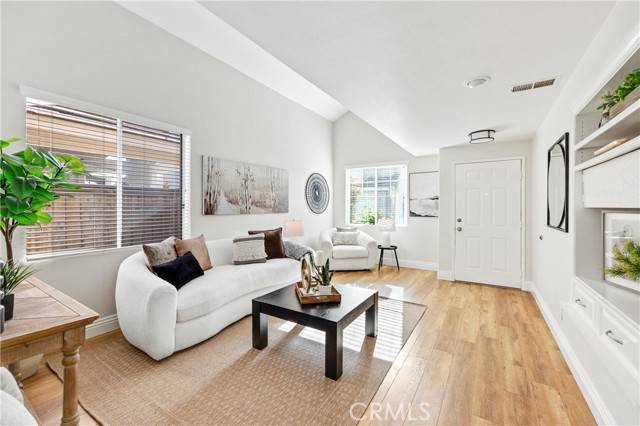 Aliso Viejo, CA 92656,4 Haley Court #29