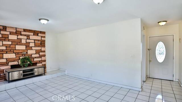 Garden Grove, CA 92843,13241 Fairview Street