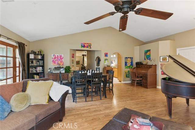 Tehachapi, CA 93561,24980 Sunset Way