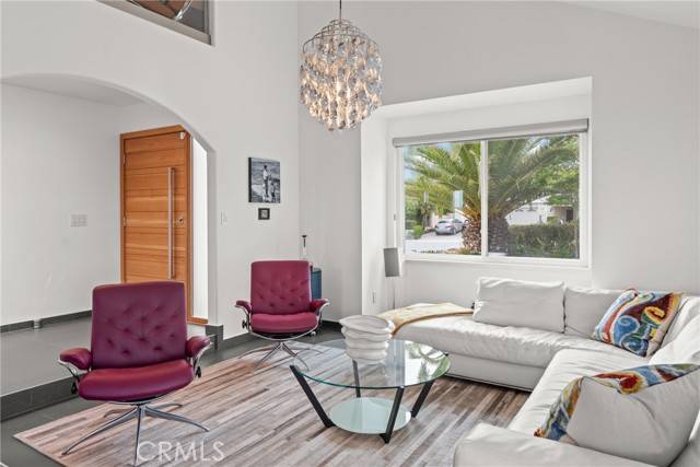 San Clemente, CA 92673,303 Calle Paisano