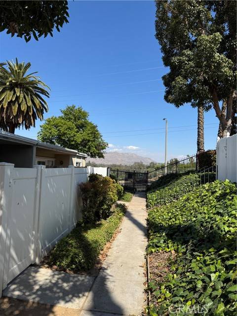 Riverside, CA 92506,3066 Panorama Road #D