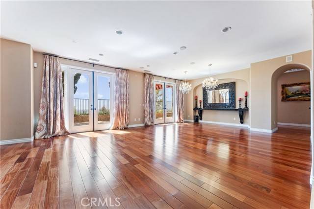 Irvine, CA 92603,35 Shady Lane