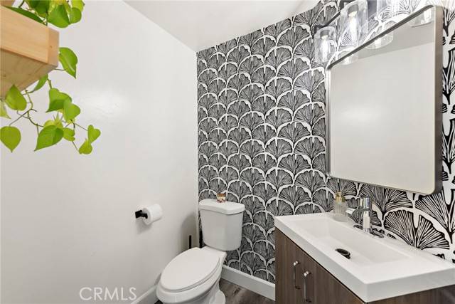 Costa Mesa, CA 92626,917 Hyde Ct