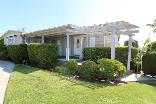 La Mirada, CA 90638,14054 Lake Side #106