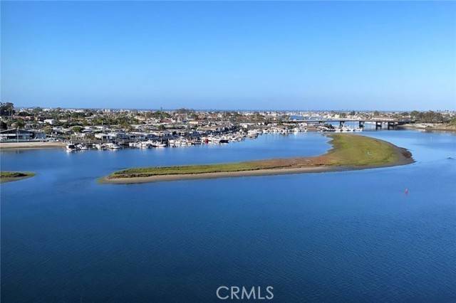 Newport Beach, CA 92660,237 Plymouth