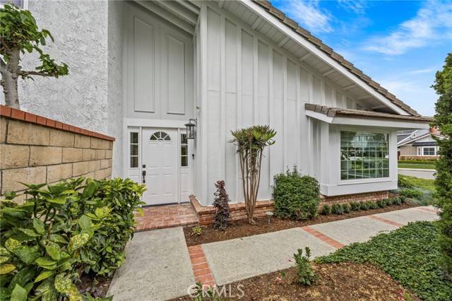 Irvine, CA 92620,8 Saratoga