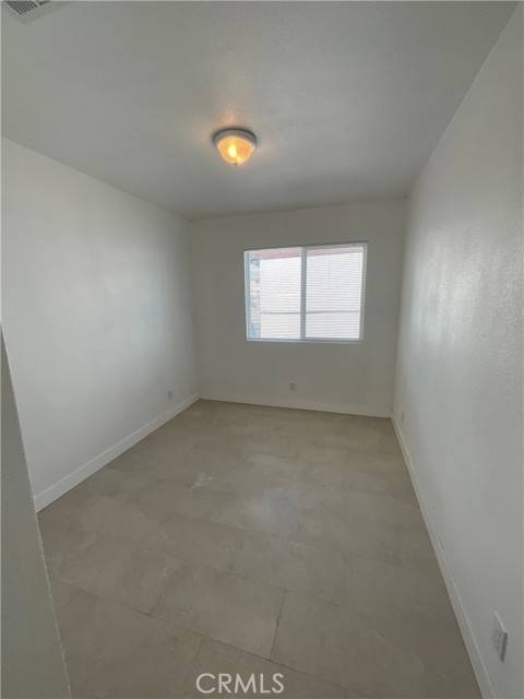 Huntington Beach, CA 92647,17371 Queens Lane #105