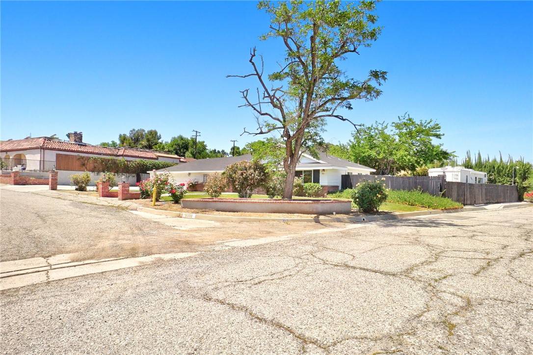 Rowland Heights, CA 91748,2305 Almeza Avenue