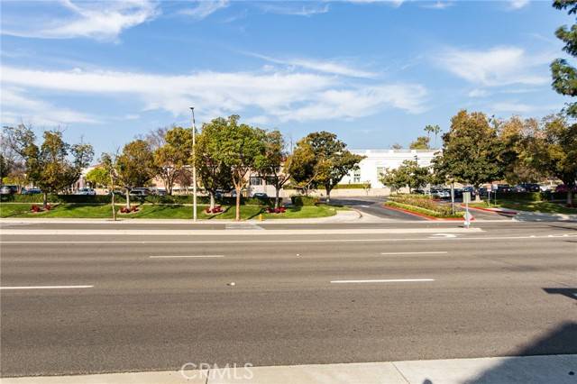 Yorba Linda, CA 92886,18067 Burke Lane