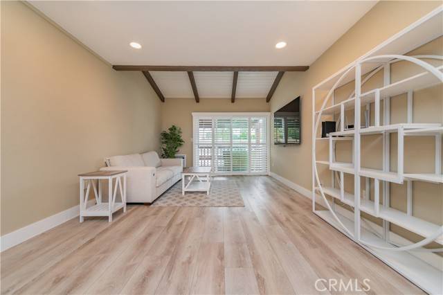 Santa Ana, CA 92707,1000 W Macarthur Boulevard #13