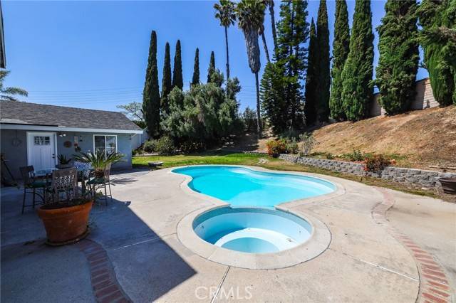 Lake Forest, CA 92630,25801 Chapel Hill Drive