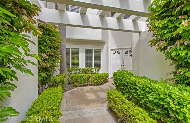 Irvine, CA 92612,15 Alejo #61