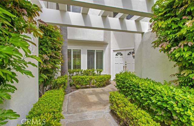 Irvine, CA 92612,15 Alejo #61