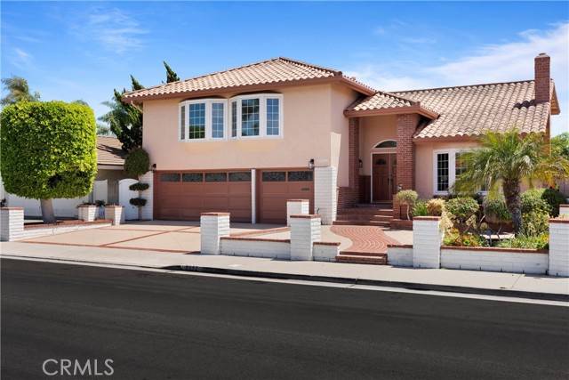 Huntington Beach, CA 92646,9852 Big Sur Drive