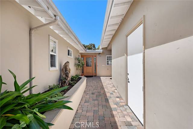 San Diego, CA 92111,4950 Mount Ashmun Drive