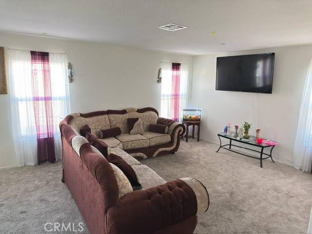 Victorville, CA 92395,12982 9th Avenue