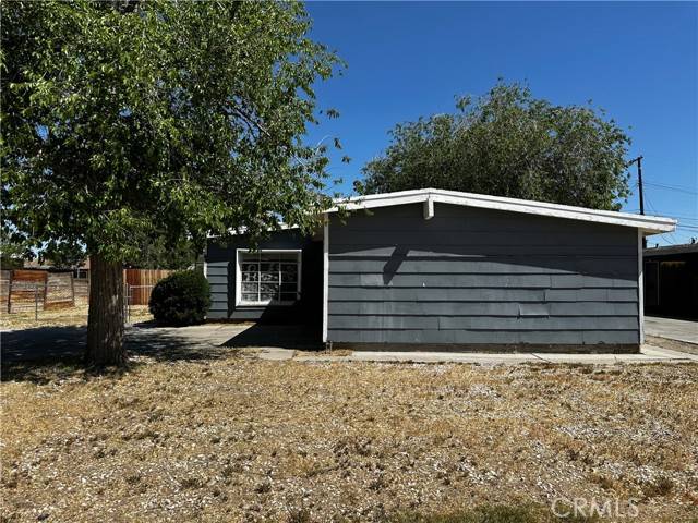 Lancaster, CA 93534,1231 W Avenue H15