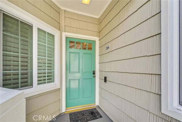 Huntington Beach, CA 92648,7402 Yellowtail Drive #204