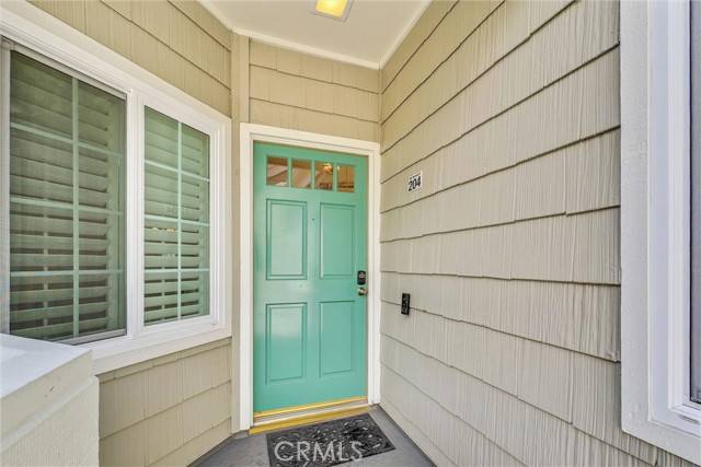 Huntington Beach, CA 92648,7402 Yellowtail Drive #204