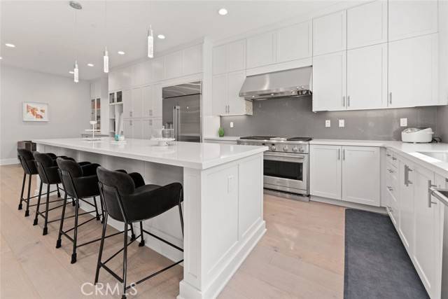 Irvine, CA 92602,53 Rockinghorse