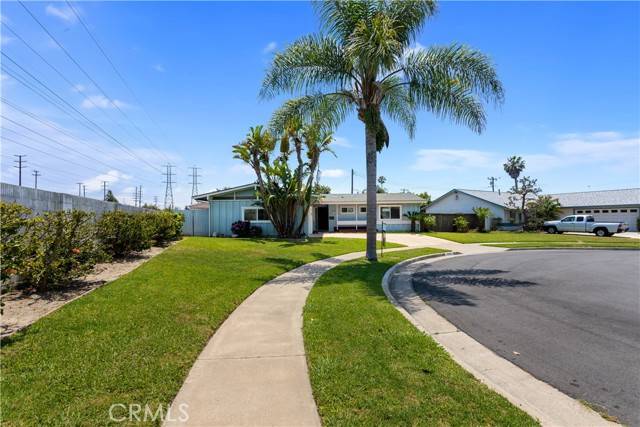 Huntington Beach, CA 92646,10402 Oronsay Circle