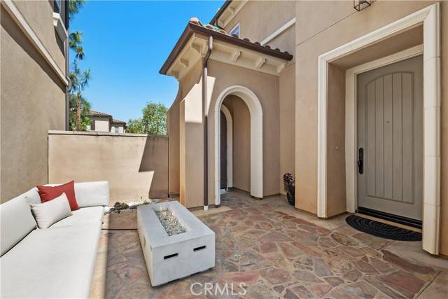 Irvine, CA 92620,182 Rhapsody