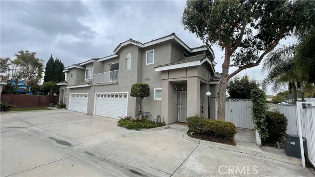 Garden Grove, CA 92843,13442 Flower Street #15
