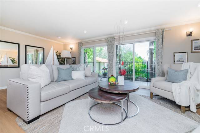 Laguna Woods, CA 92637,3438 Bahia Blanca #B