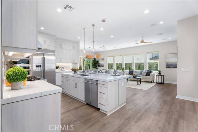 Lake Forest, CA 92630,141 Amber Oak