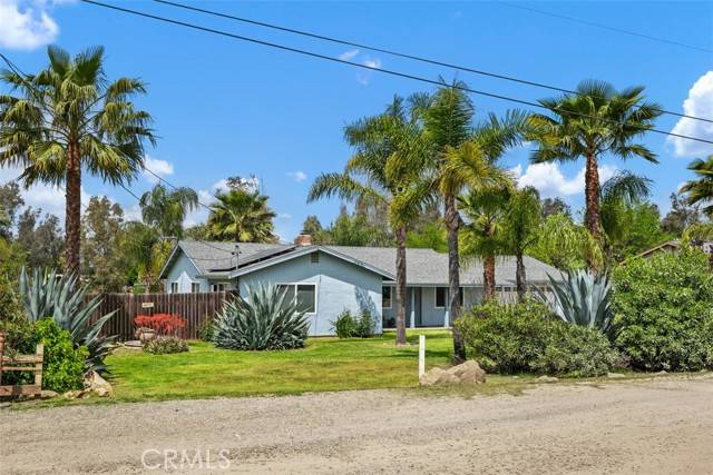 Ramona, CA 92065,142 Hope Street