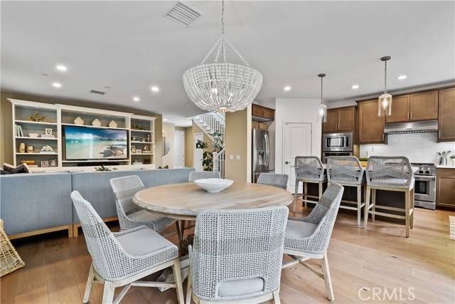 Costa Mesa, CA 92627,1638 Latitude