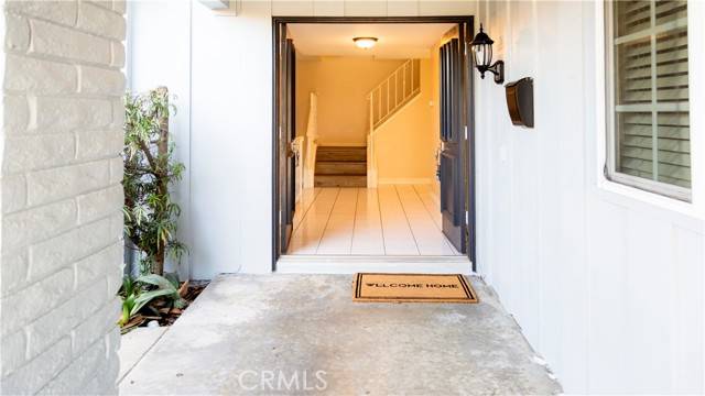Huntington Beach, CA 92647,17152 Englewood Circle