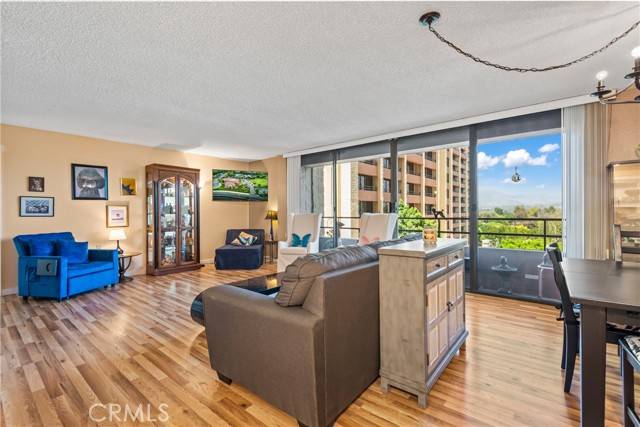 Laguna Woods, CA 92637,24055 W Paseo Del Lago #554