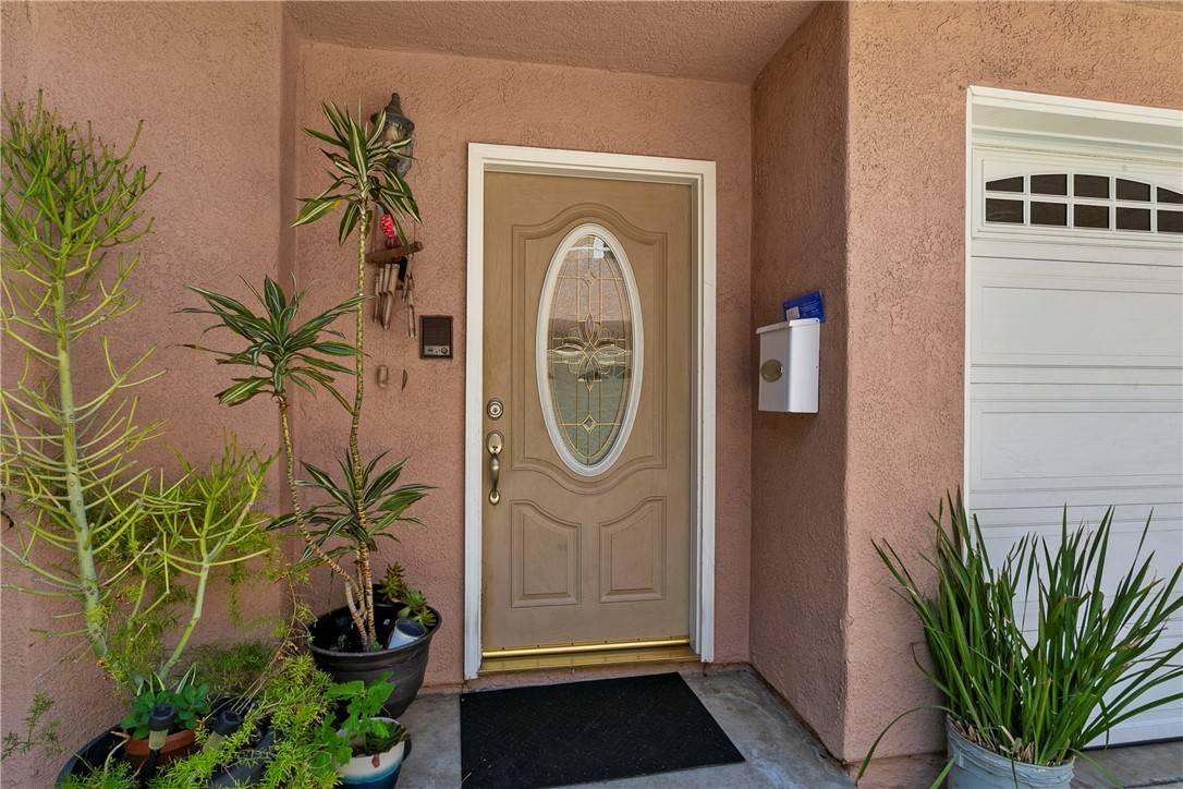 Hawthorne, CA 90250,11889 Gale Avenue
