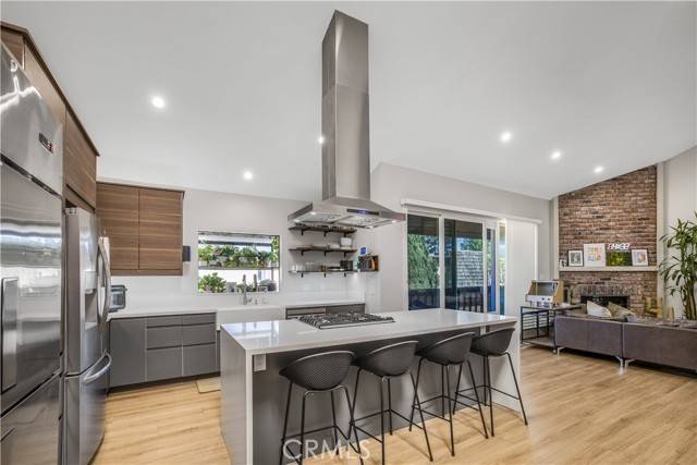 Garden Grove, CA 92841,9321 Chapman Avenue #2