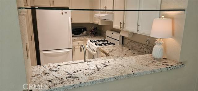 Lake Forest, CA 92630,21218 Camelia #49