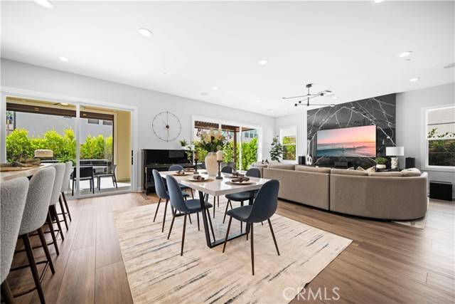 Lake Forest, CA 92630,110 MULBERRY