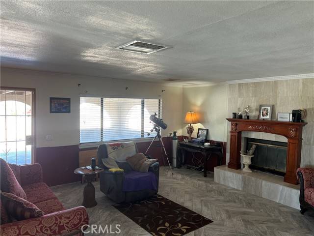 29 Palms, CA 92277,5888 Clare Avenue