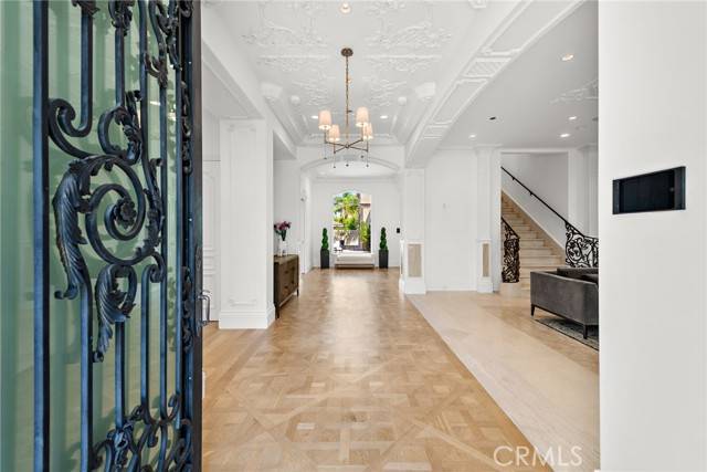 Newport Beach, CA 92663,530 Kings Road
