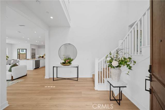 Irvine, CA 92618,270 Maricopa