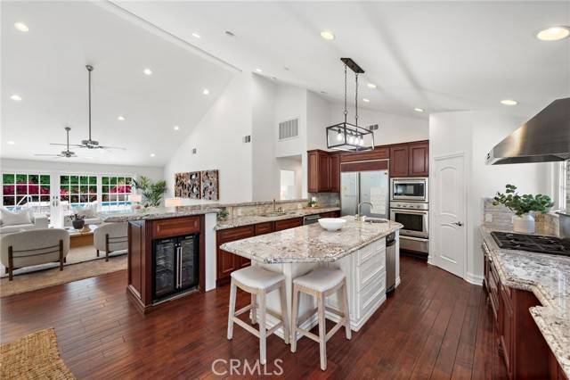 Yorba Linda, CA 92886,5571 Mountain View Avenue