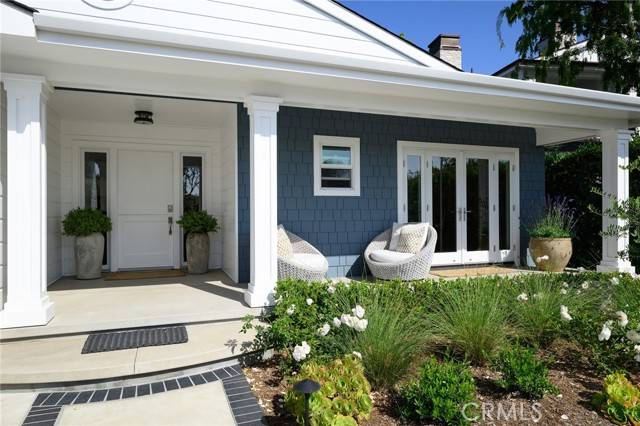 Newport Beach, CA 92663,519 Signal Road
