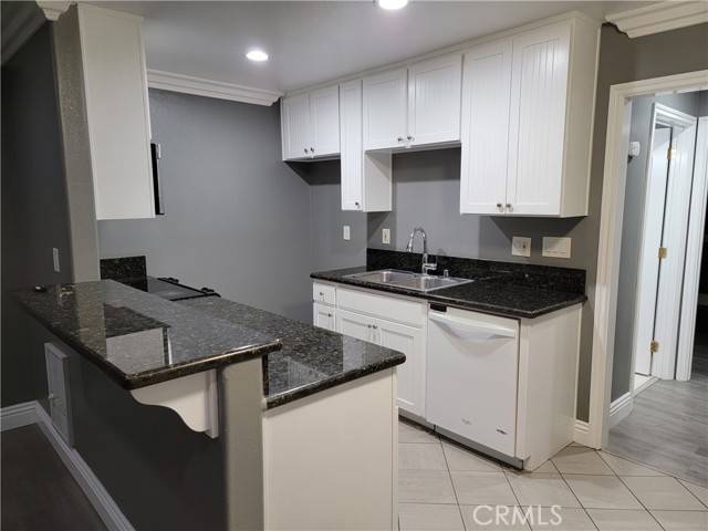 Long Beach, CA 90804,1725 Loma Avenue #14