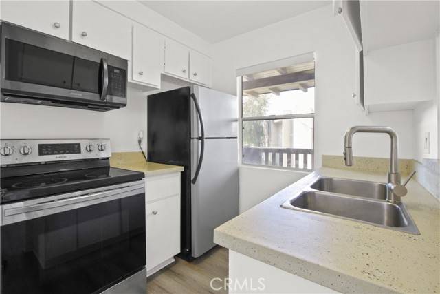 Santa Ana, CA 92701,1345 Cabrillo Park Drive #J08