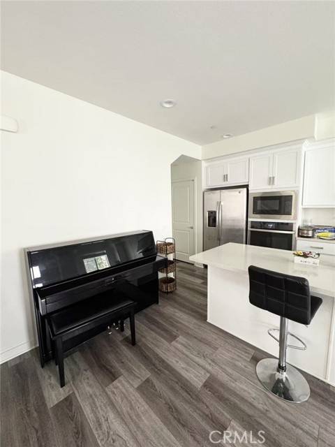 Irvine, CA 92618,594 Cultivate